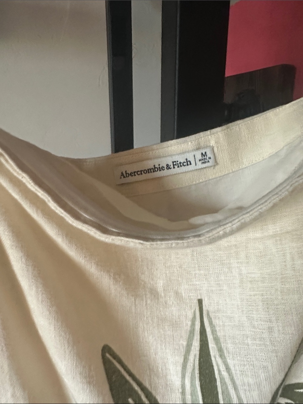 Abercrombie & Fitch Cream Slip - Size M - Picture 3 of 5